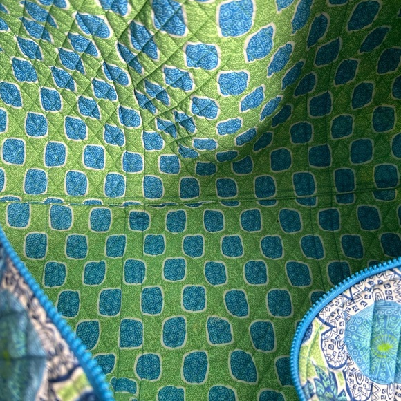 Vera Bradley extra large duffle bag blue green floral - Picture 16 of 16